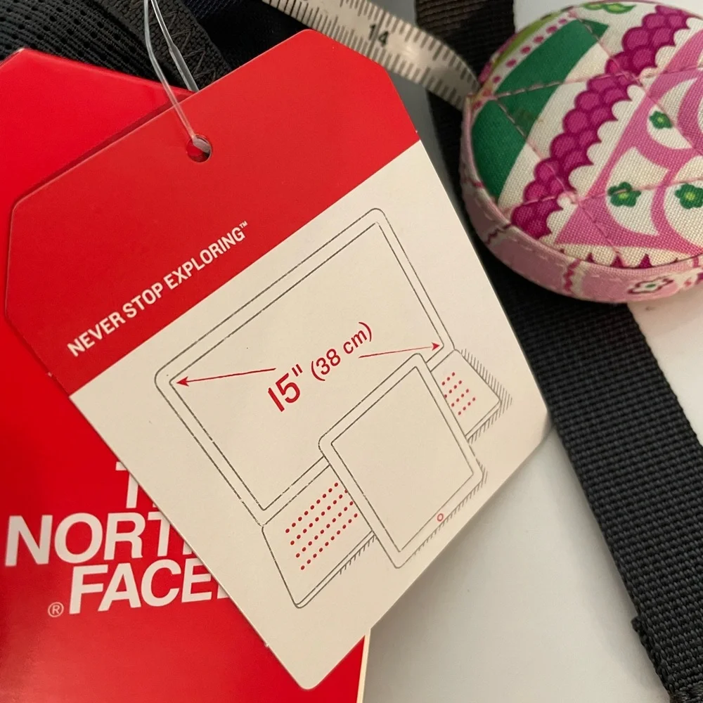 North face backpack - Picture 6 of 8